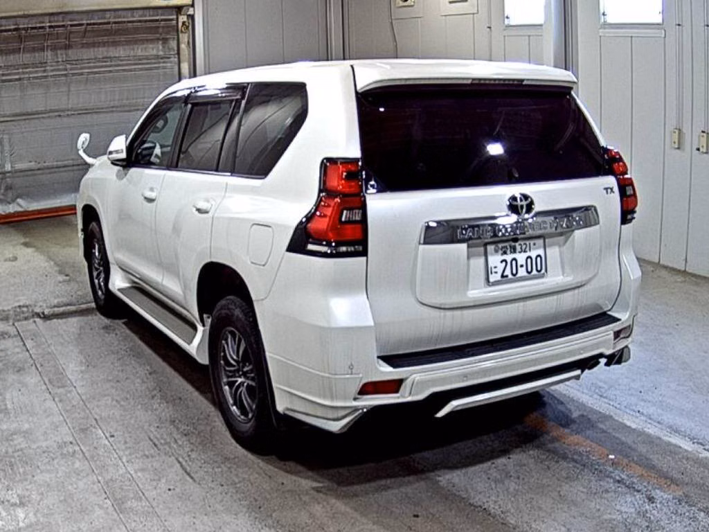 TOYOTA LAND CRUISER PRADO