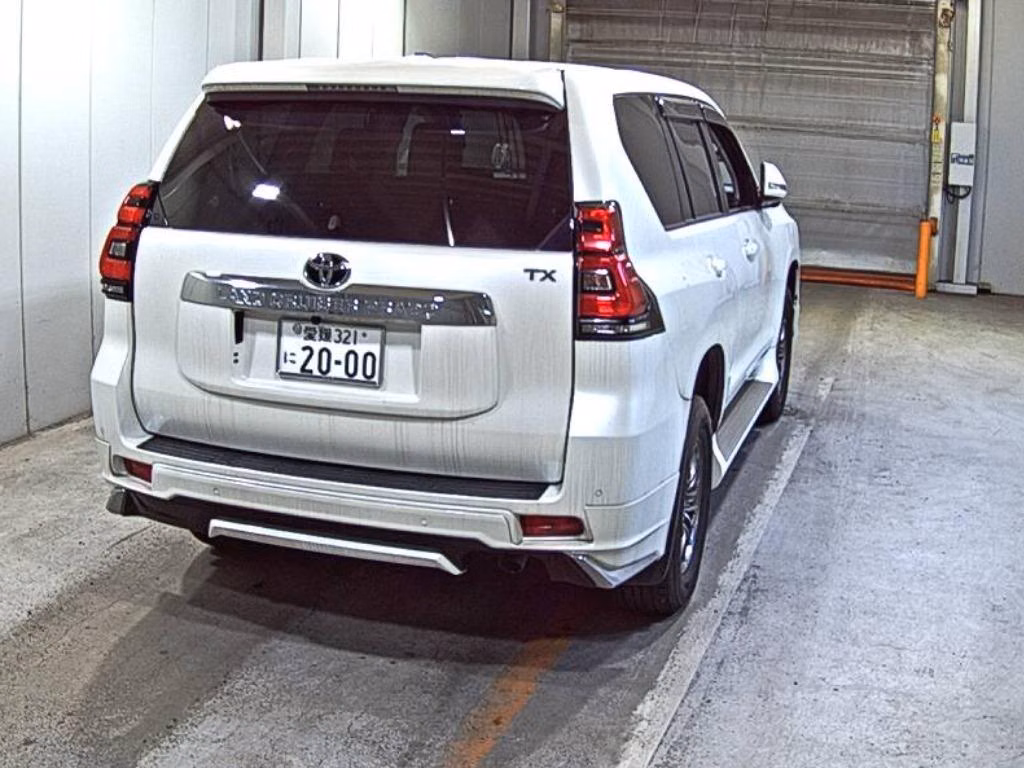 TOYOTA LAND CRUISER PRADO