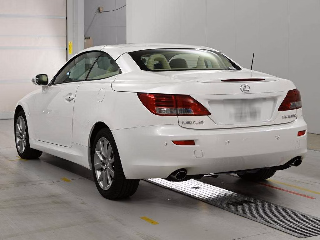 LEXUS IS250