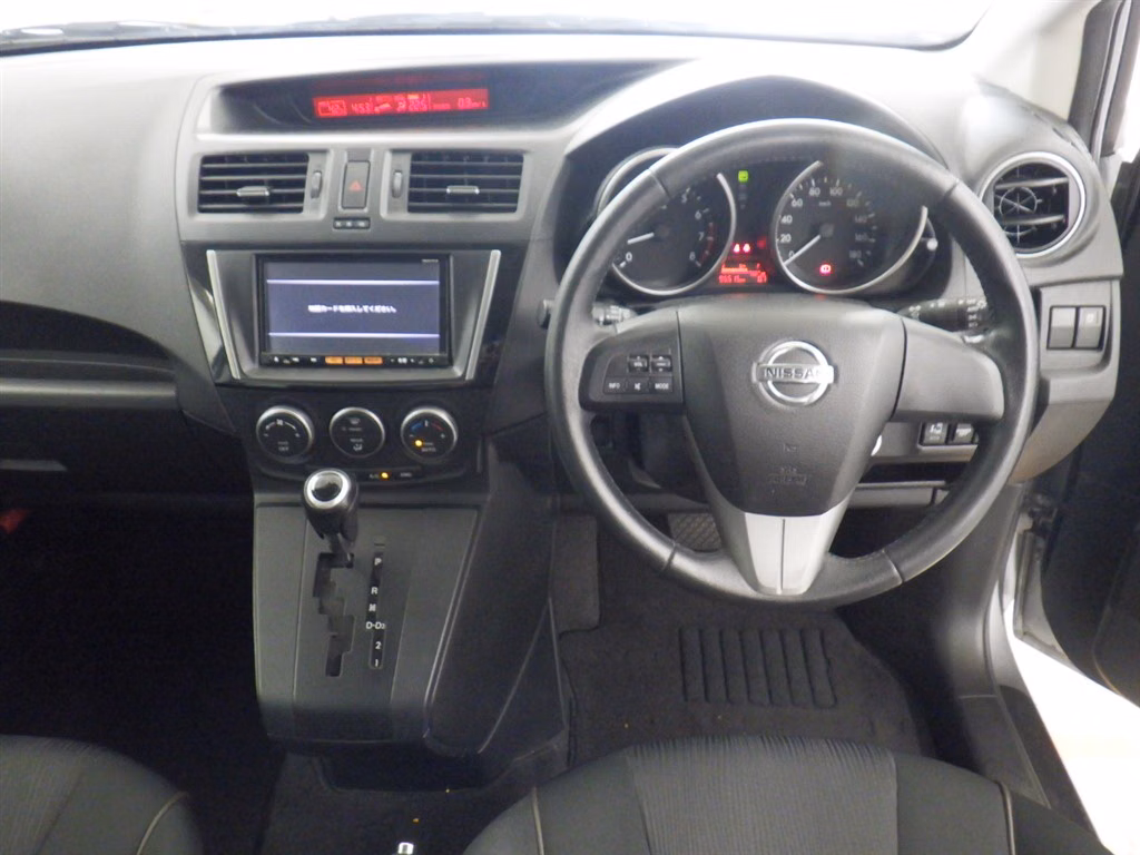 NISSAN LAFESTA
