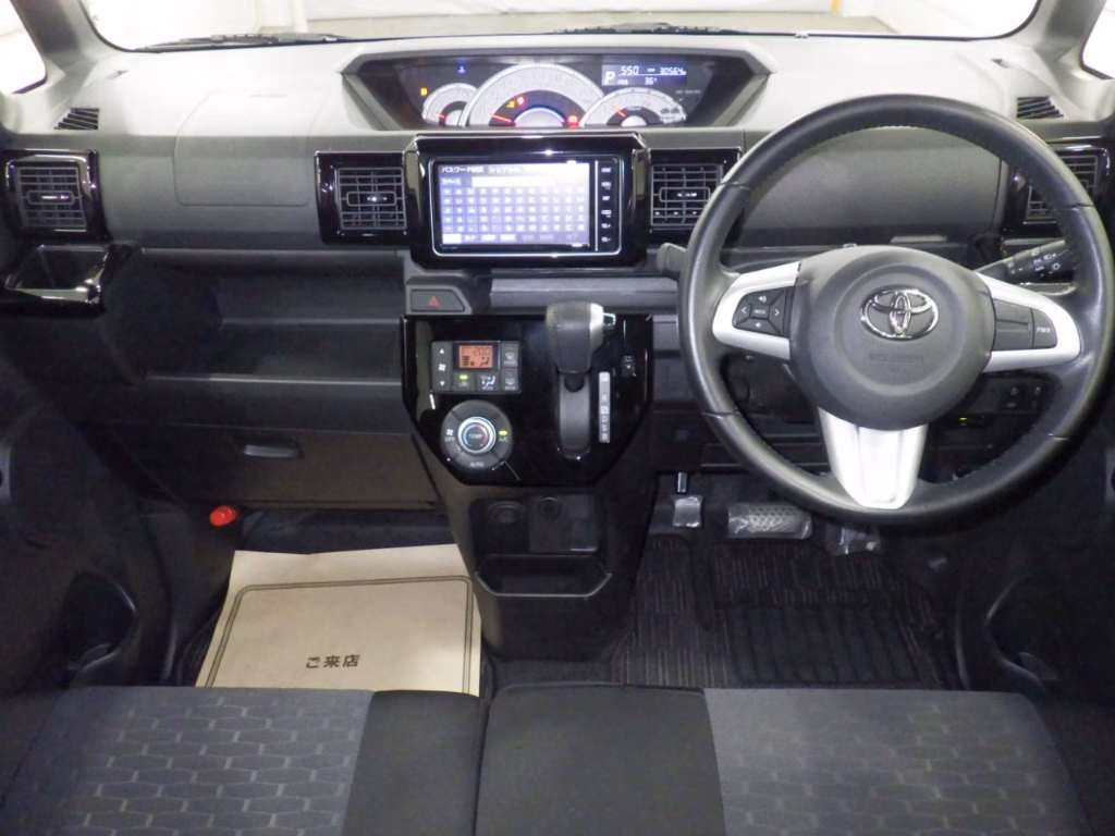 TOYOTA PIXIS MEGA
