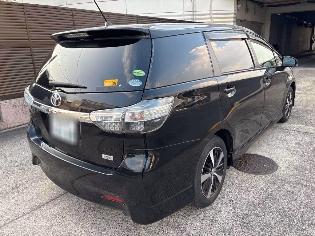 TOYOTA WISH