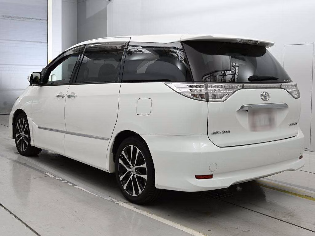 TOYOTA ESTIMA