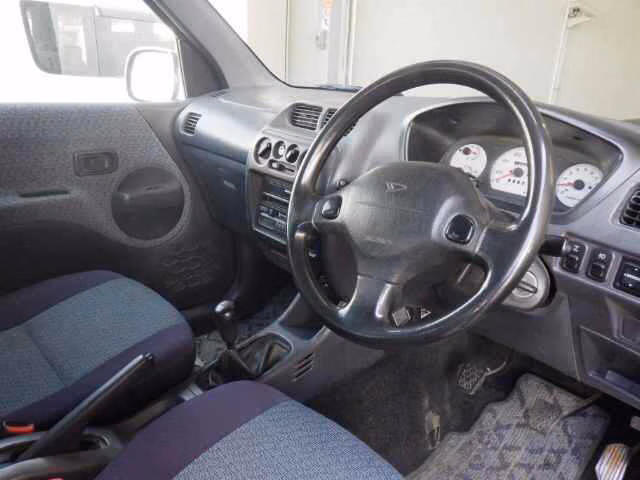 DAIHATSU TERIOS KID