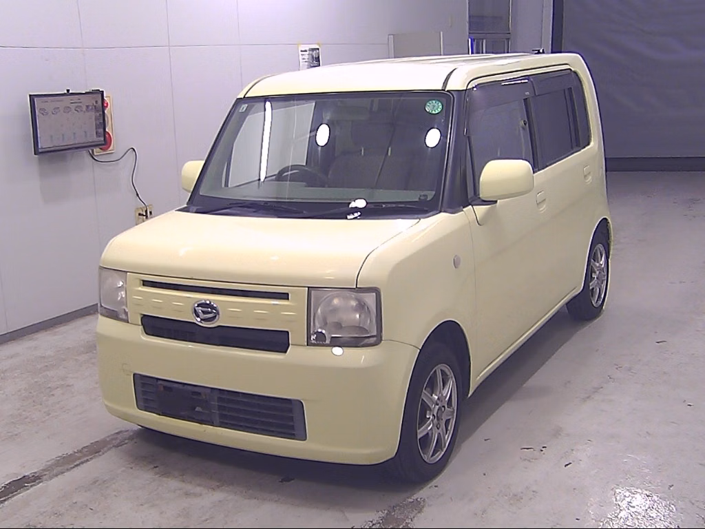 DAIHATSU MOVE CONTE