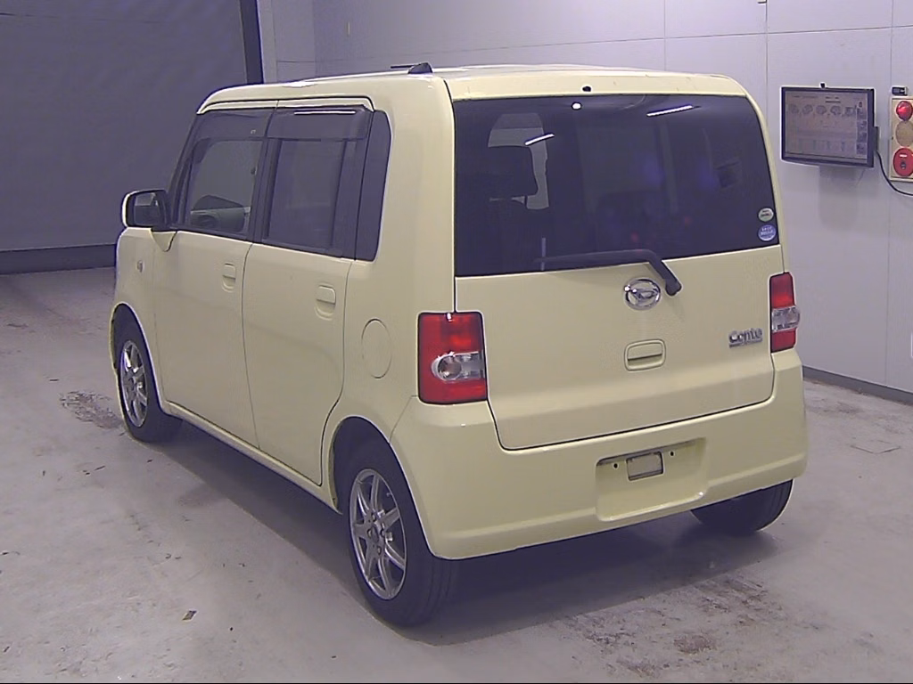 DAIHATSU MOVE CONTE