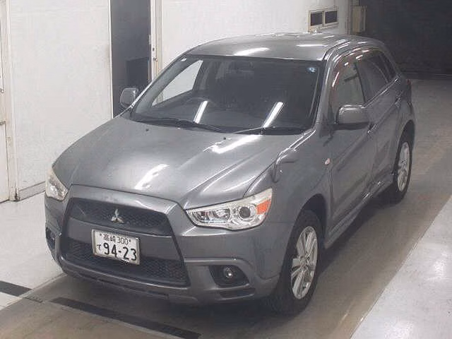 MITSUBISHI RVR