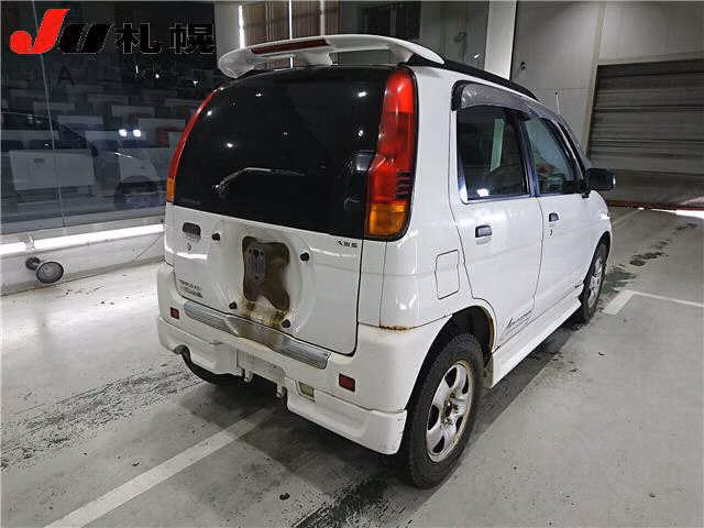 DAIHATSU TERIOS KID