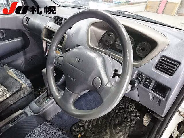 DAIHATSU TERIOS KID