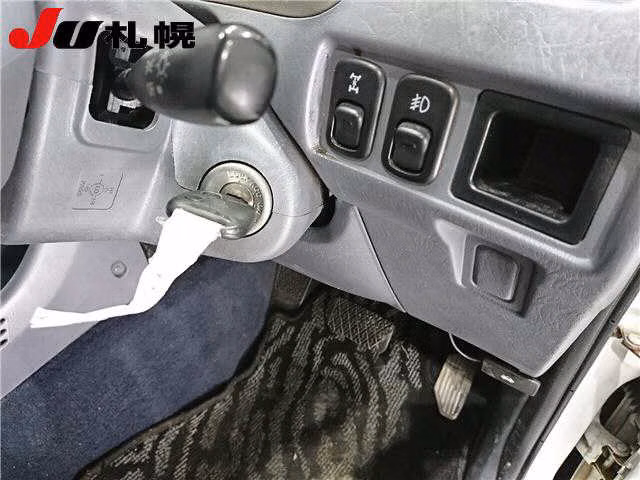 DAIHATSU TERIOS KID