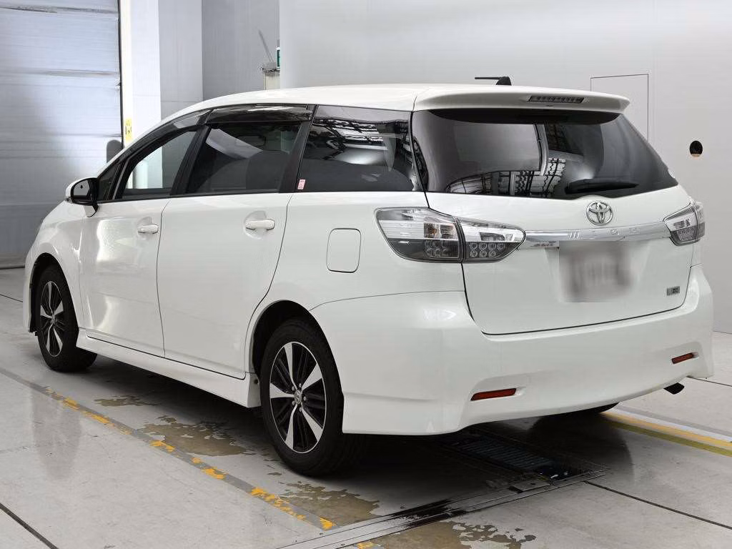 TOYOTA WISH
