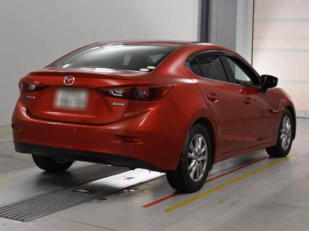MAZDA AXELA