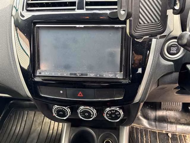 MITSUBISHI RVR