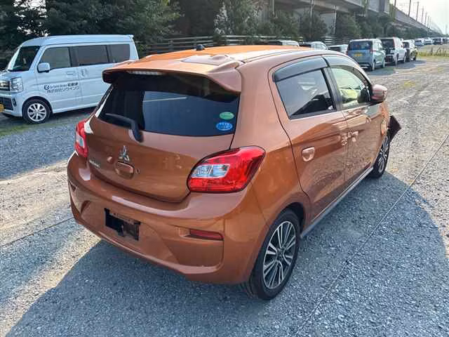 MITSUBISHI MIRAGE