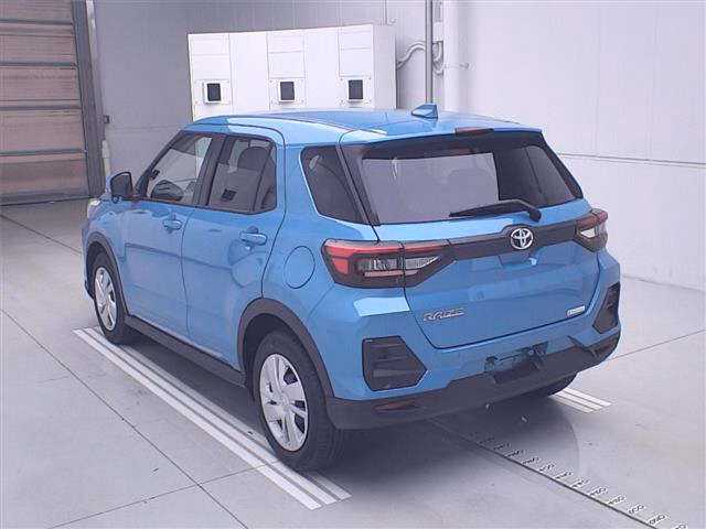 TOYOTA RAIZE