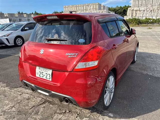 SUZUKI SWIFT
