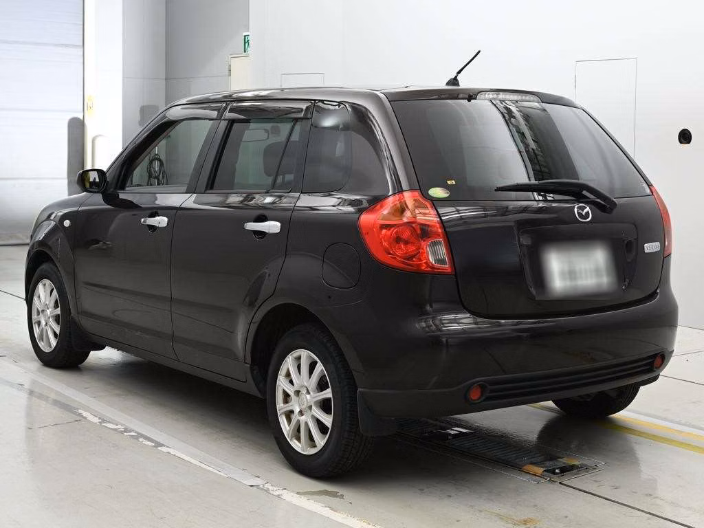 MAZDA VERISA