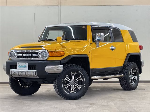 TOYOTA FJ CRUISER