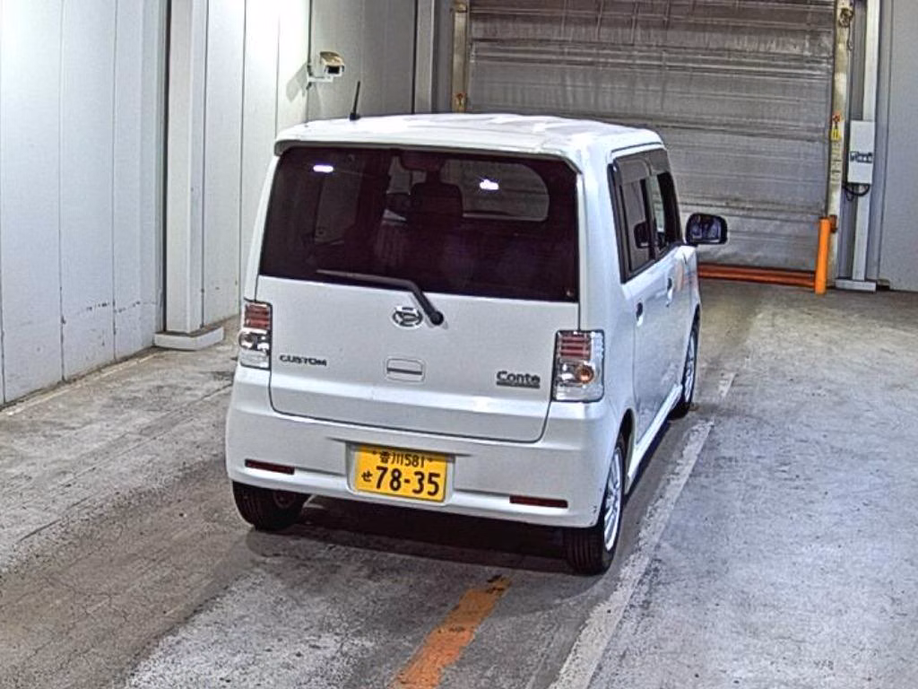 DAIHATSU MOVE CONTE