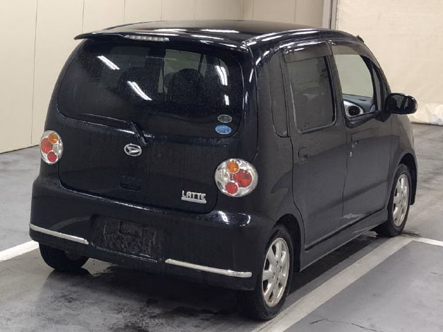 DAIHATSU MOVE LATTE