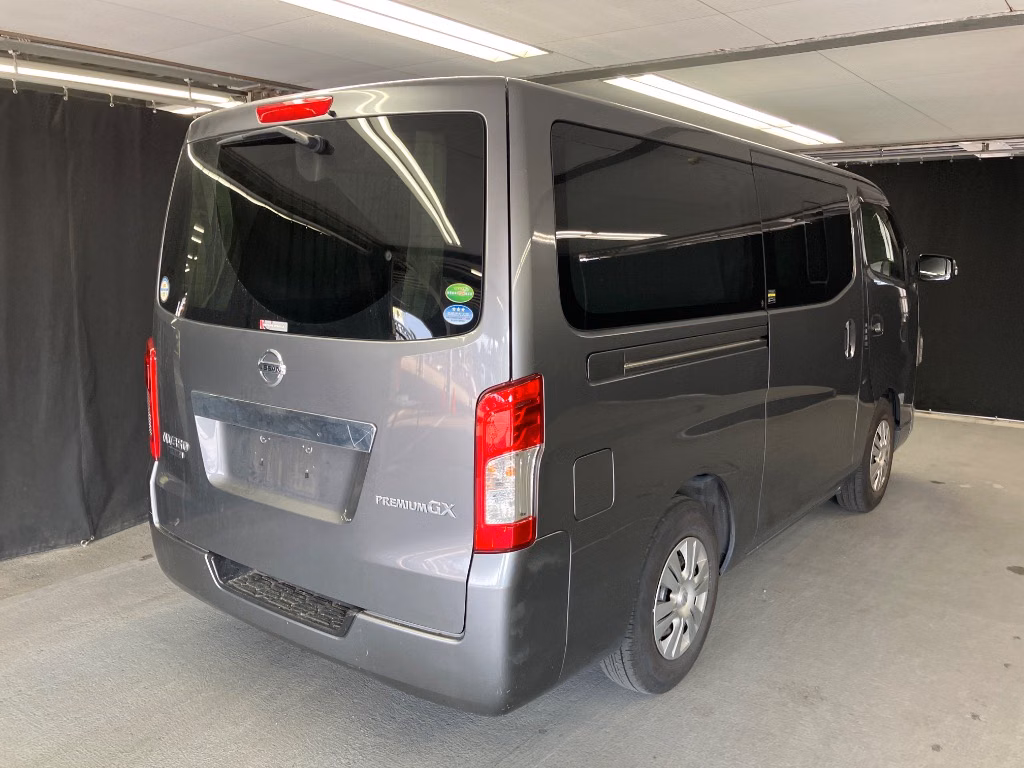 NISSAN NV350 CARAVAN