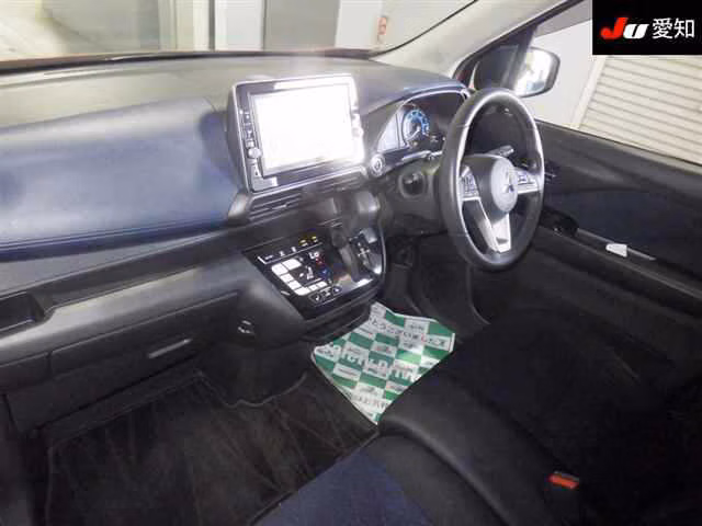 MITSUBISHI EK X