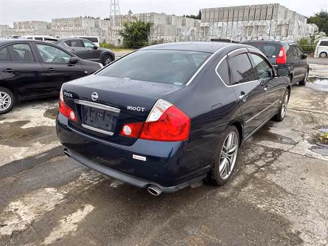 NISSAN FUGA