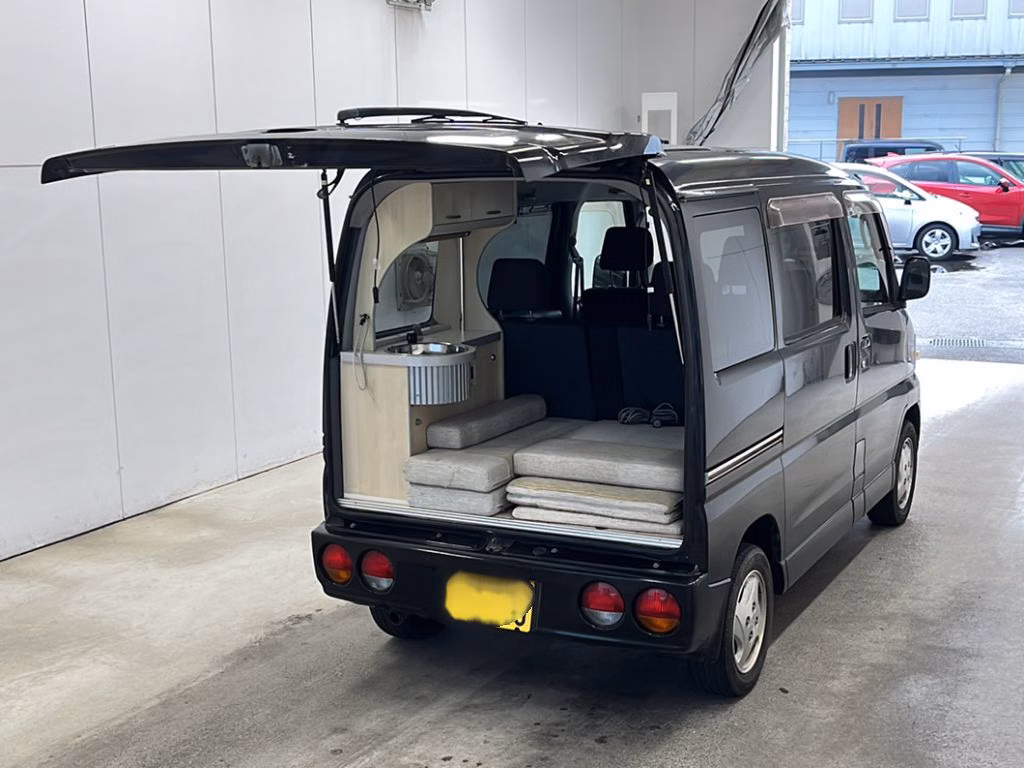 MITSUBISHI TOWN BOX
