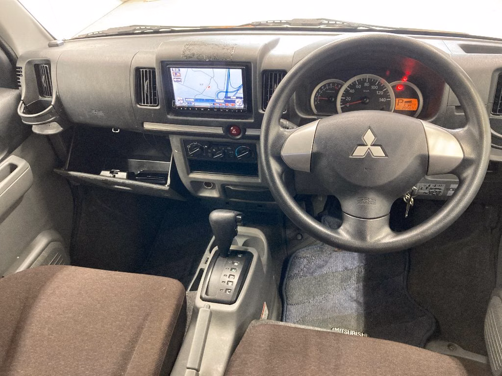 MITSUBISHI TOWN BOX