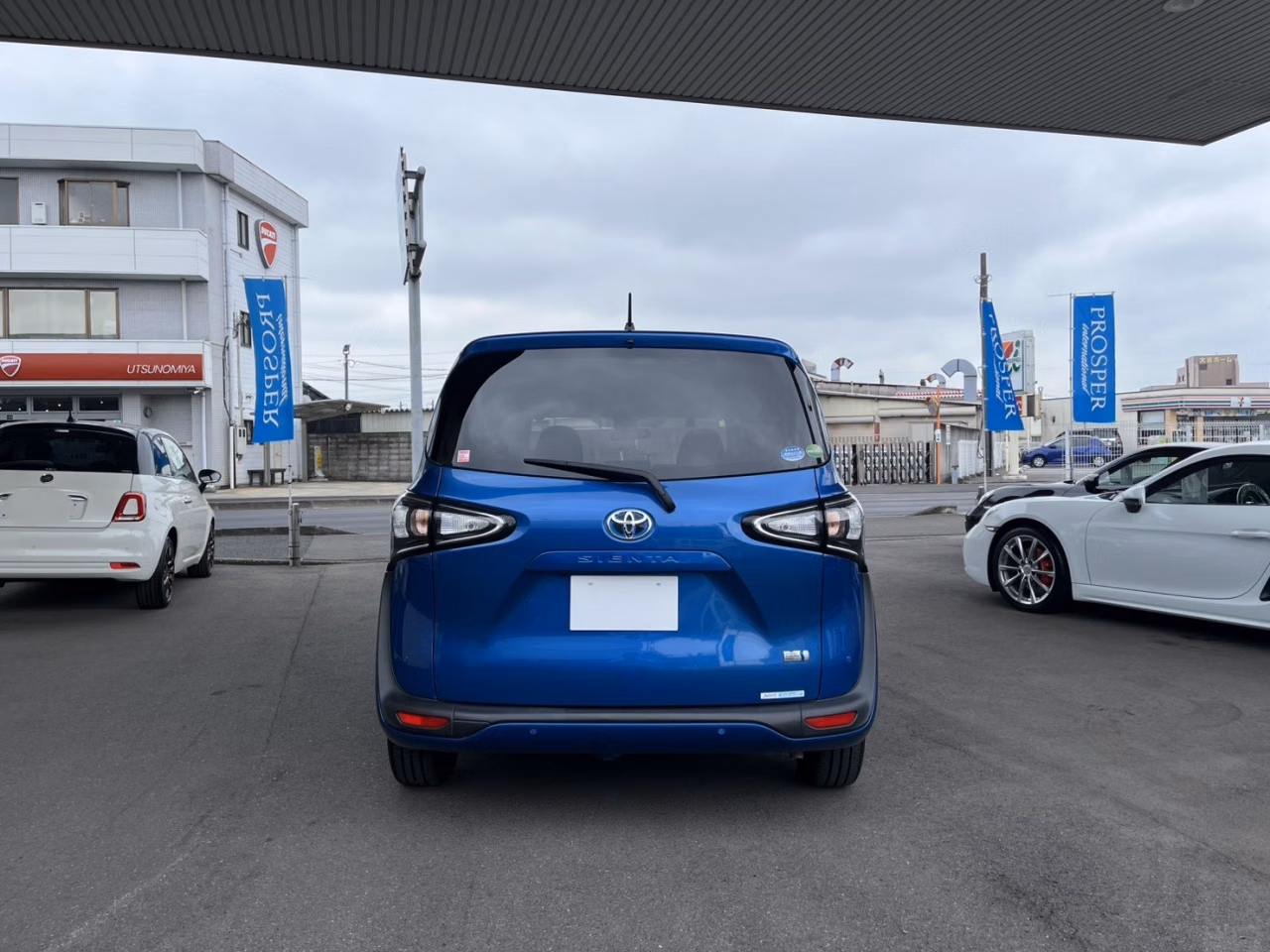 TOYOTA SIENTA