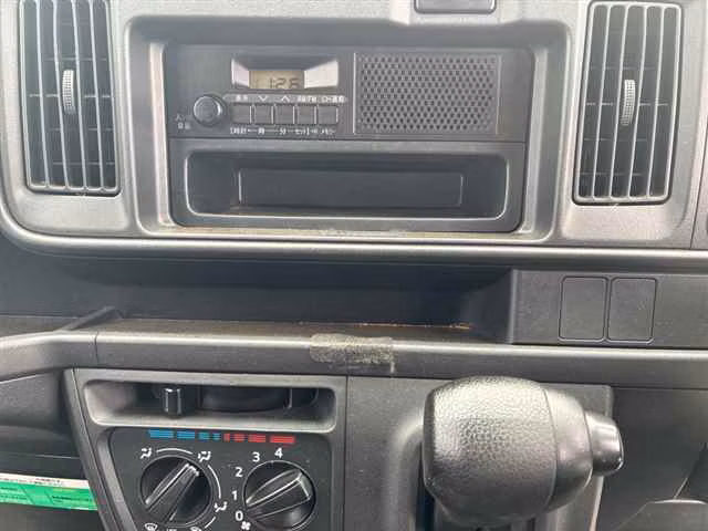 TOYOTA PIXIS VAN