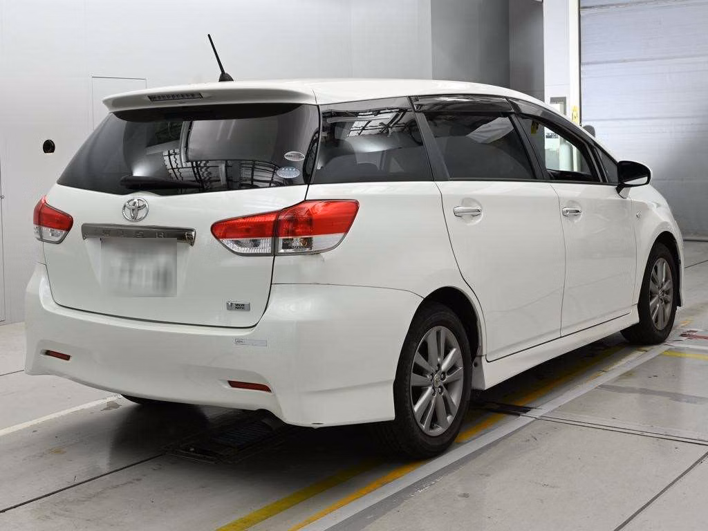 TOYOTA WISH