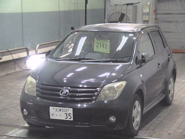 TOYOTA IST
