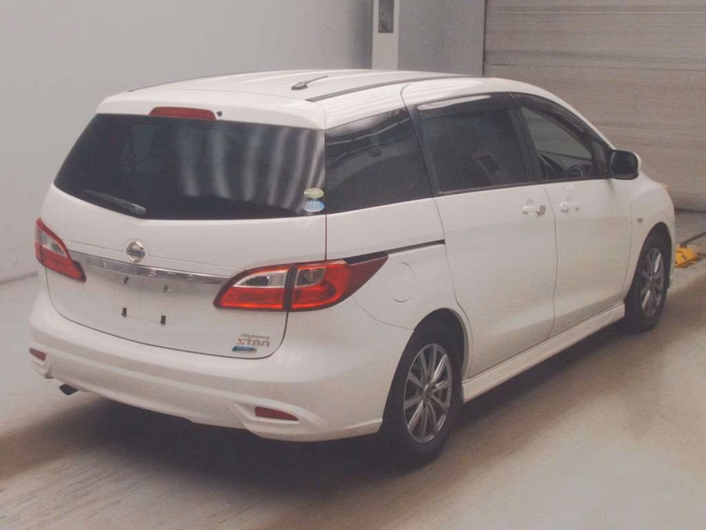 NISSAN LAFESTA