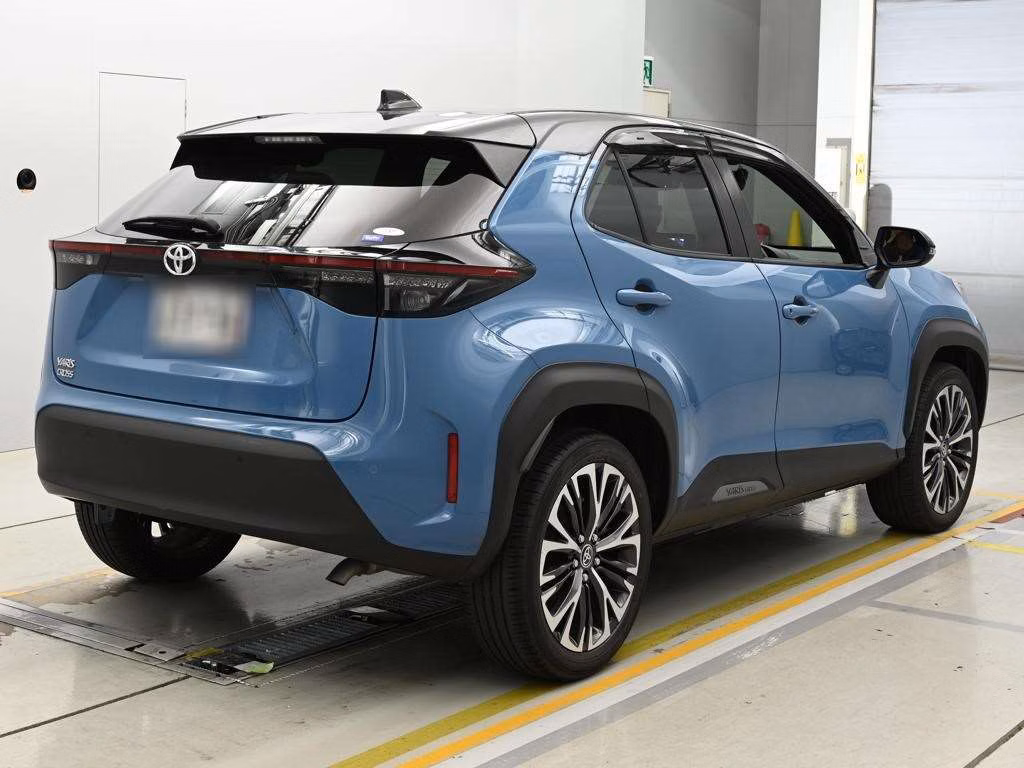 TOYOTA YARIS CROSS