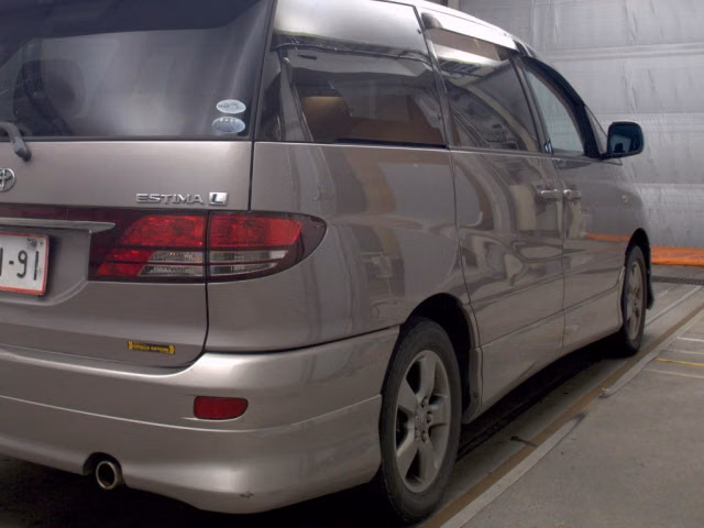 TOYOTA ESTIMA