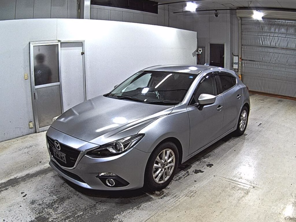 MAZDA AXELA