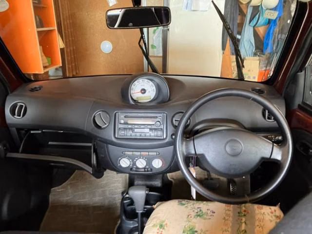 DAIHATSU ESSE