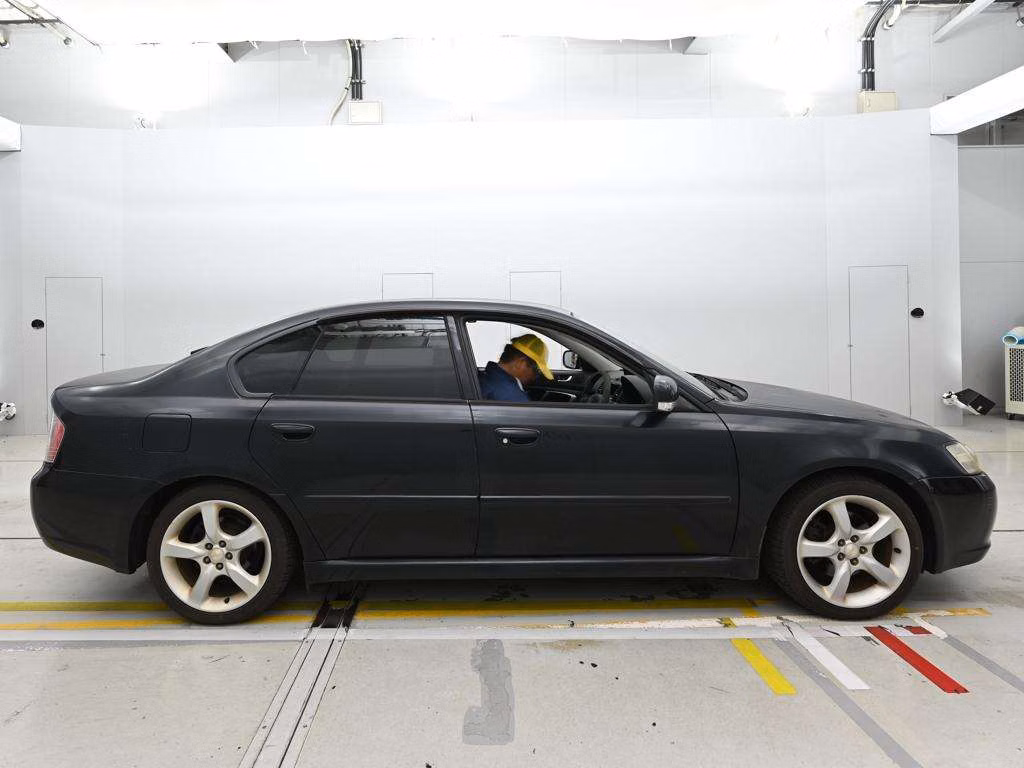 SUBARU LEGACY B4