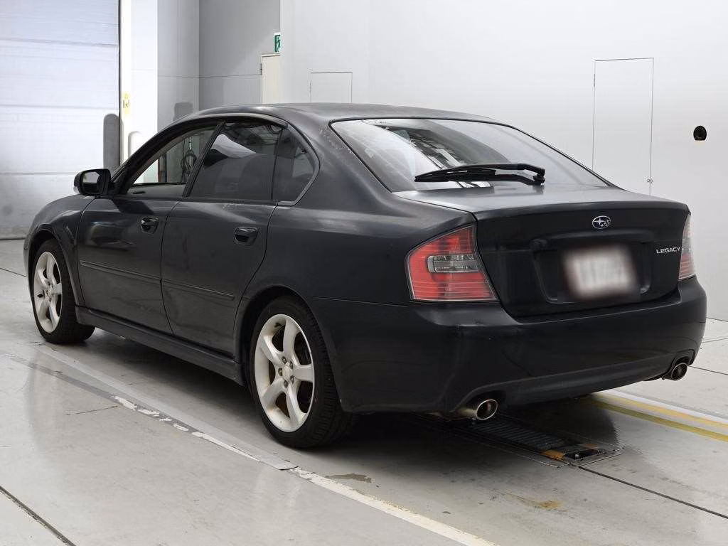 SUBARU LEGACY B4