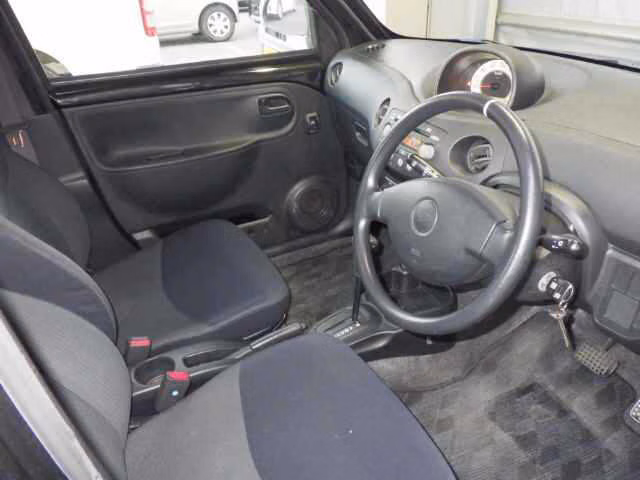 DAIHATSU ESSE