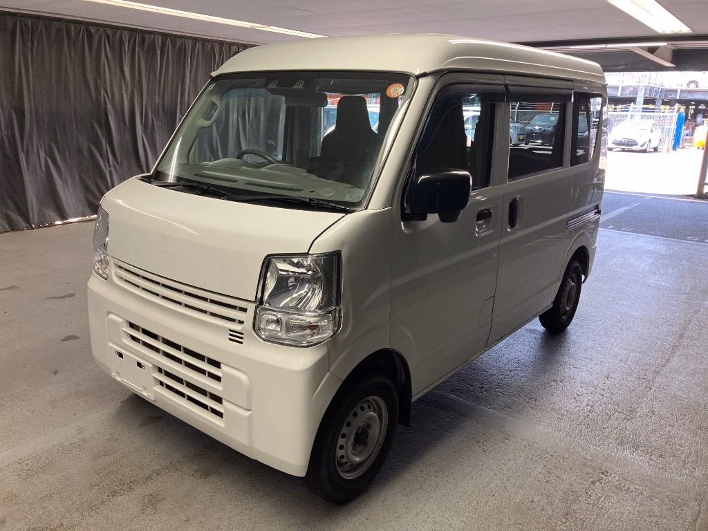 MITSUBISHI MINICAB