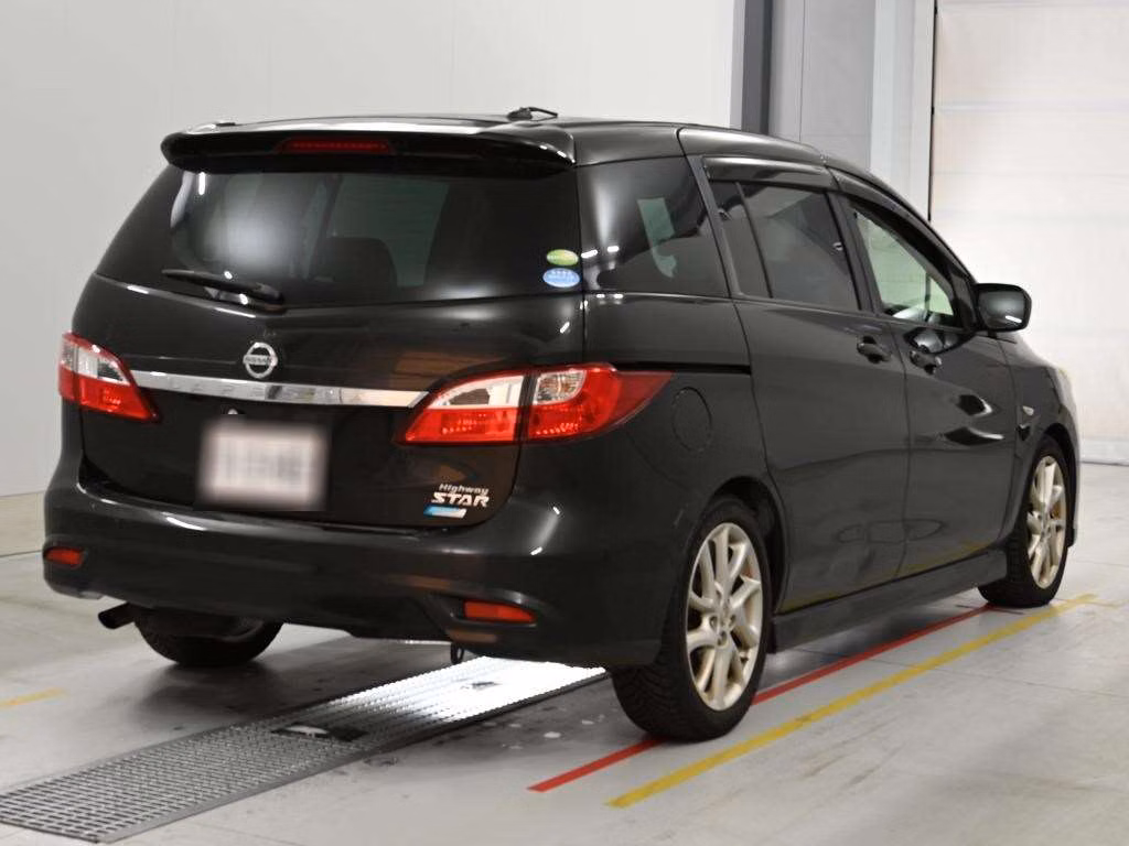 NISSAN LAFESTA
