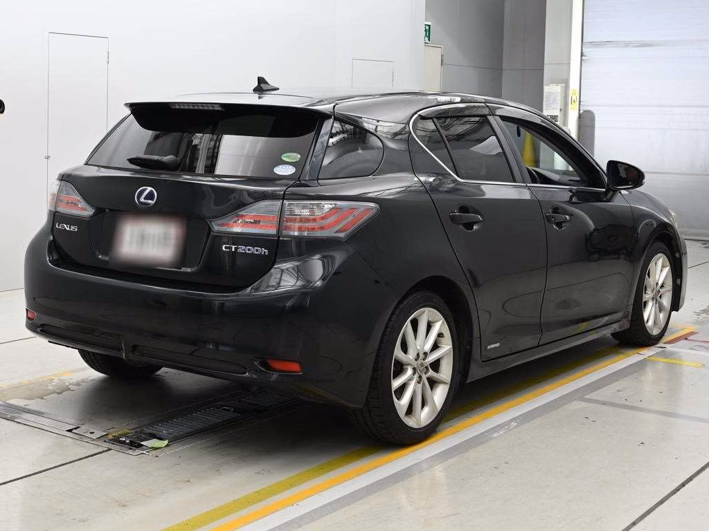 LEXUS CT200H