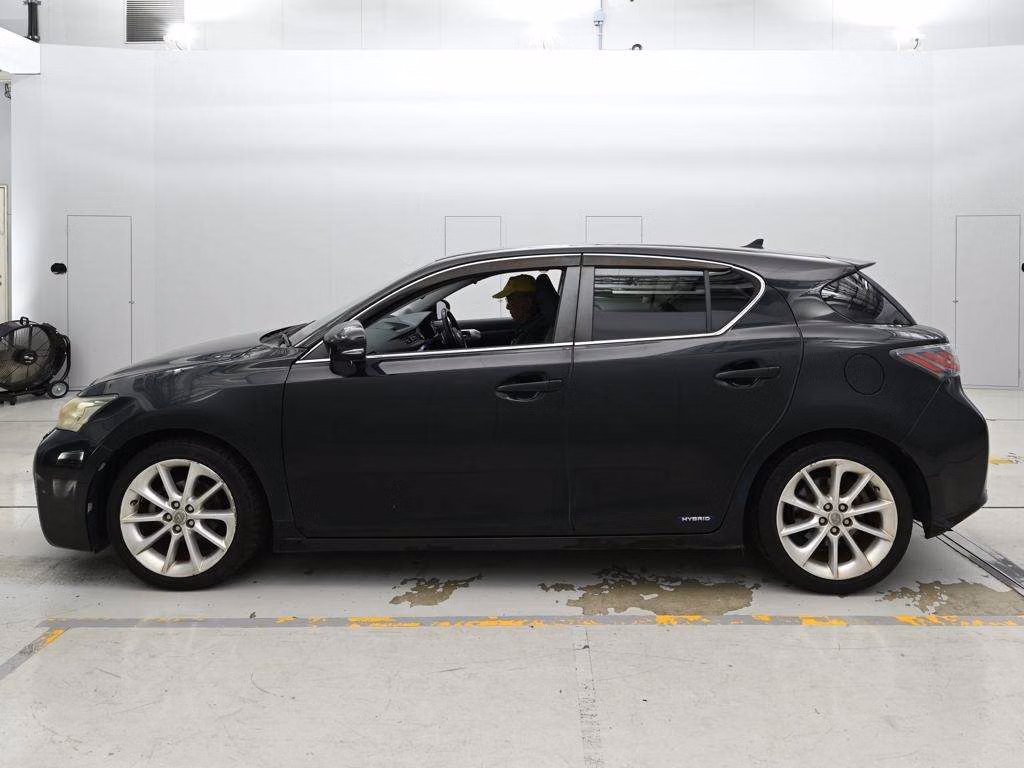 LEXUS CT200H
