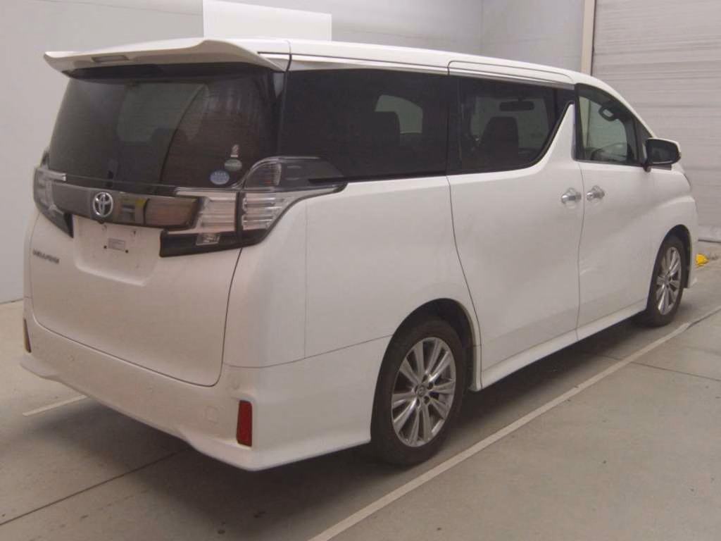 TOYOTA VELLFIRE