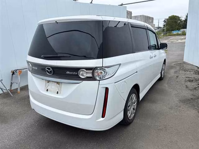 MAZDA BIANTE