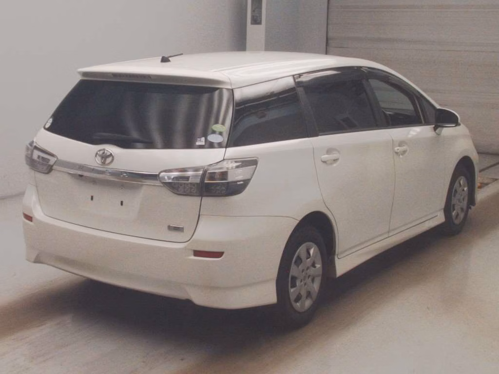 TOYOTA WISH