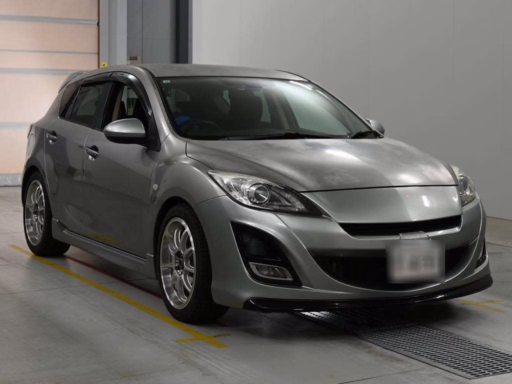 MAZDA AXELA