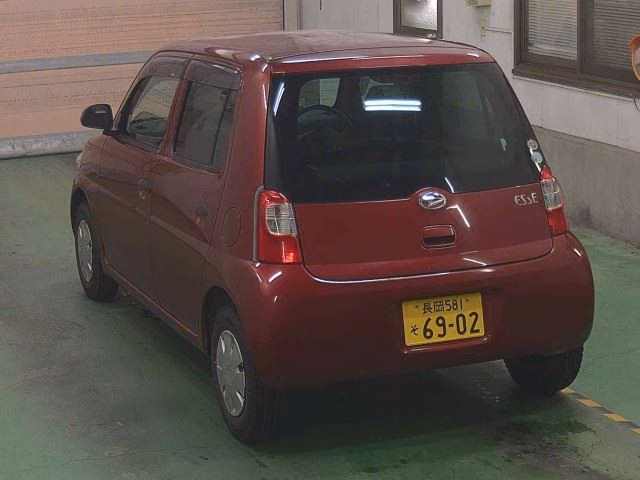 DAIHATSU ESSE